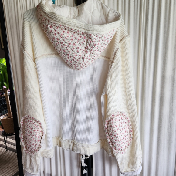 Pol Floral-Panel Cream Hooded Jacket - Picture 8 of 9